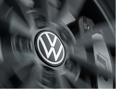 Original VW Dynamische Radkappen, neues VW Logo - 000071213D